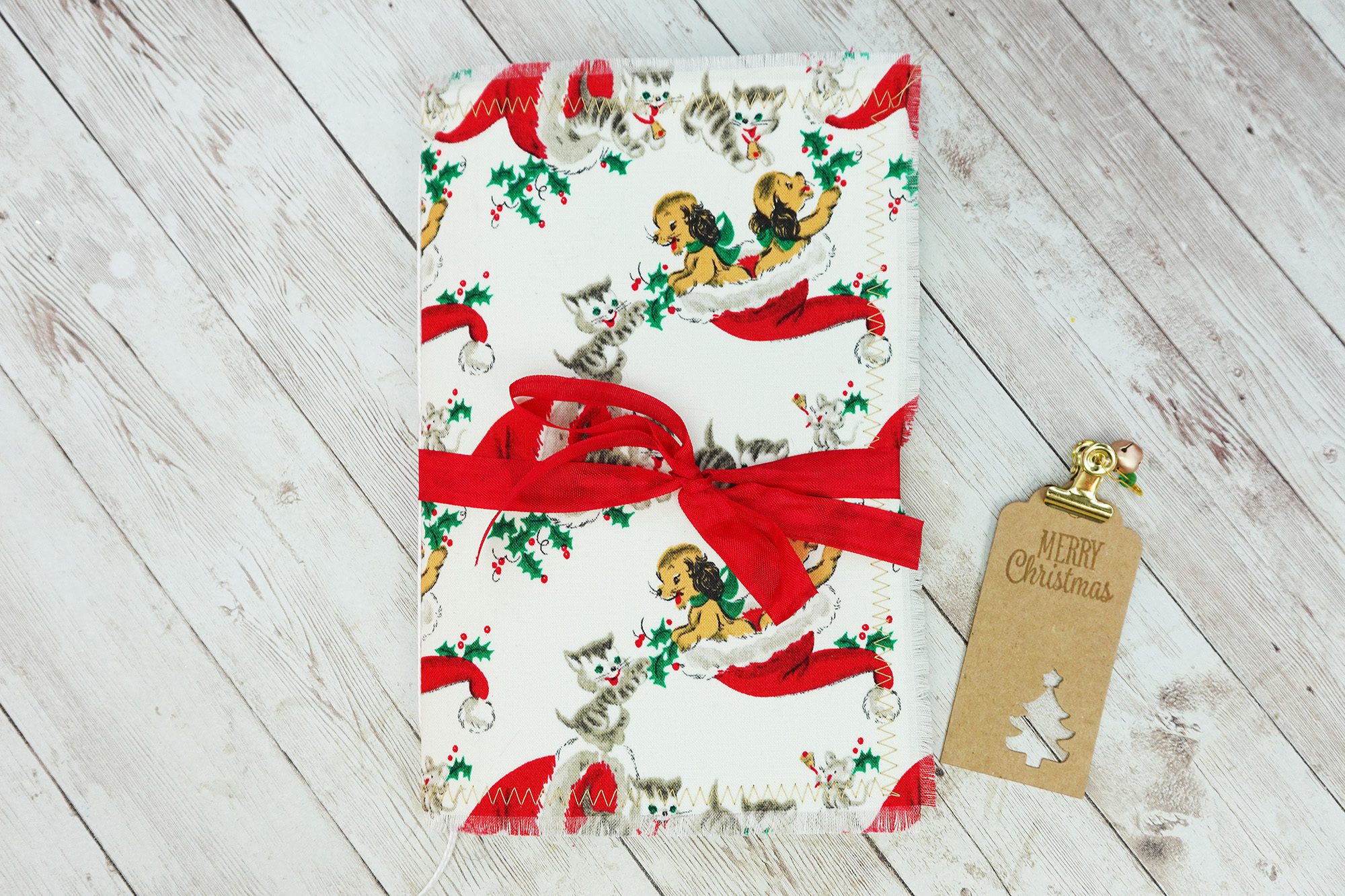 Puppy and Kitty Christmas Blank Journal - Journal B - Image 2