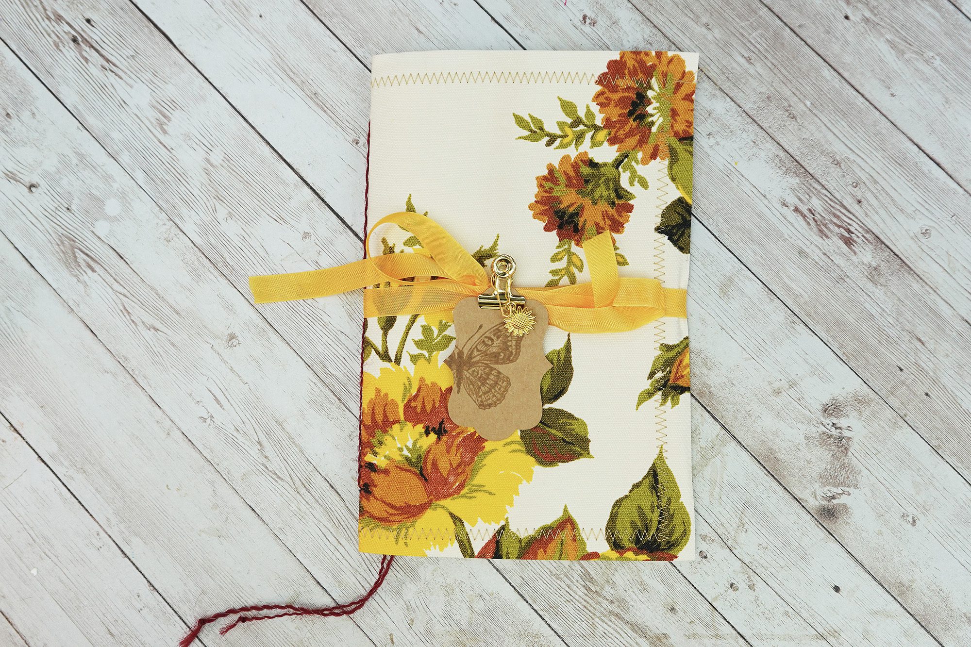 Vintage Yellow and Brown Blank Journal - Image 3